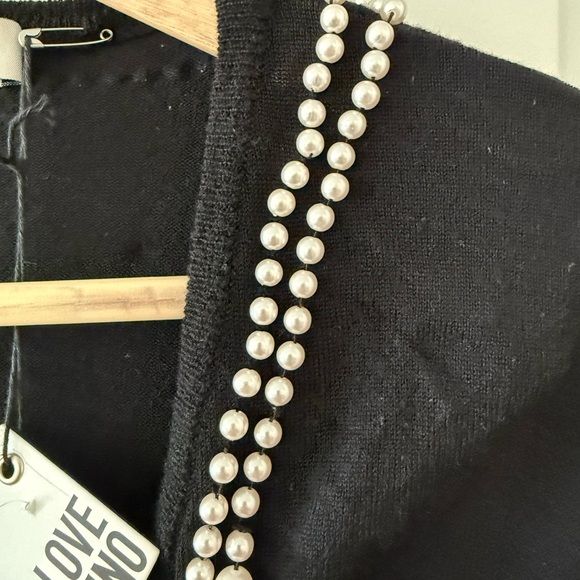 LOVE MOSCHINO TOP WITH PEARLS - Picture 6 of 9